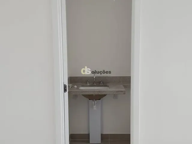 Apartamento 3 quartos e 4 banheiros, à venda, no bairro Vila Firmiano Pinto em São Paulo