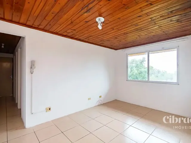 Apartamento 2 quartos e 1 banheiro, para alugar, no bairro Cidade Industrial em Curitiba