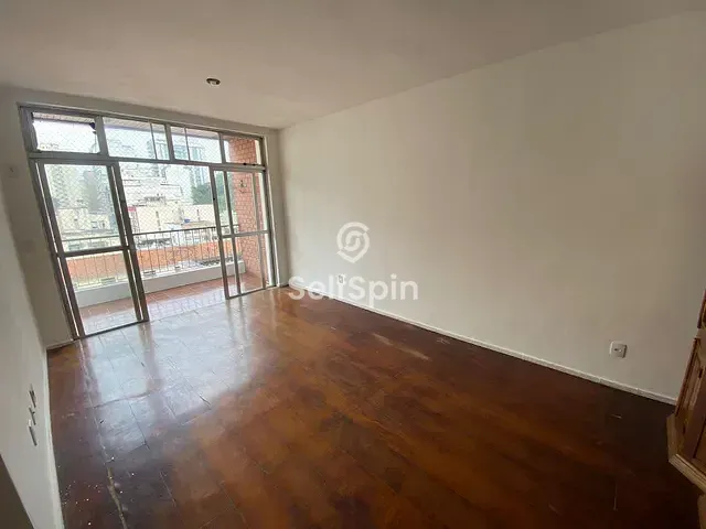 Apartamento 2 quartos e 2 banheiros, para alugar, no bairro Icaraí em Niterói