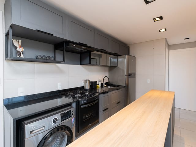 Apartamento 2 quartos e 1 banheiro, para alugar, no bairro Três Vendas em Pelotas