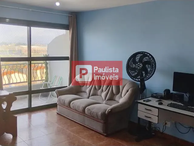 Apartamento com 70m² 3 quartos e 1 banheiro, à venda, no bairro Interlagos em São Paulo