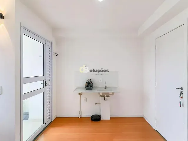Apartamento 2 quartos e 1 banheiro, à venda, no bairro Vila das Belezas em São Paulo