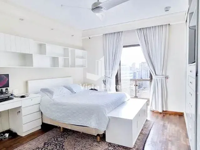 Apartamento com 270m² 4 quartos e 3 banheiros, à venda, no bairro Barra Funda em São Paulo