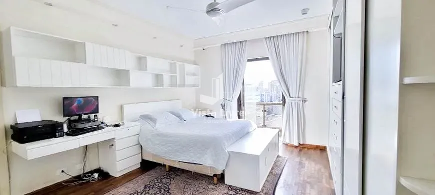 Apartamento, 4 quartos, 270 m² - Foto 4