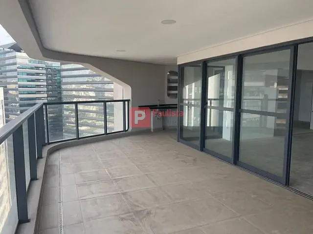 Apartamento com 240m² 3 quartos e 4 banheiros, à venda, no bairro Chácara Santo Antônio em São Paulo