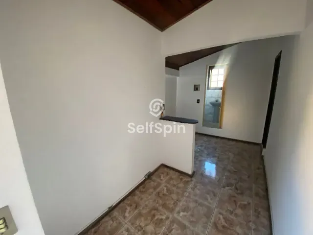 Casa 1 quarto e 1 banheiro, para alugar, no bairro Fonseca em Niterói