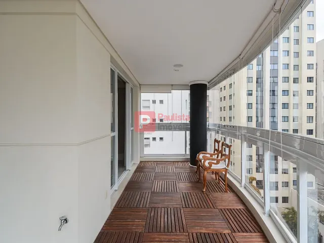 Apartamento 3 quartos e 4 banheiros, à venda, no bairro Moema em São Paulo