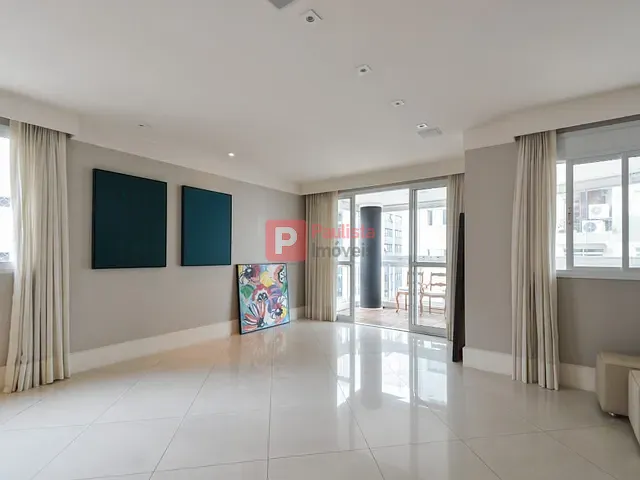 Apartamento 3 quartos e 4 banheiros, à venda, no bairro Moema em São Paulo