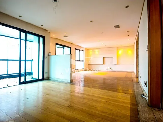 Apartamento com 202m² 4 quartos e 3 banheiros, à venda, no bairro Higienópolis em São Paulo