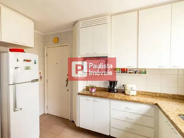 Apartamento 3 quartos e 3 banheiros, à venda, no bairro Moema em São Paulo