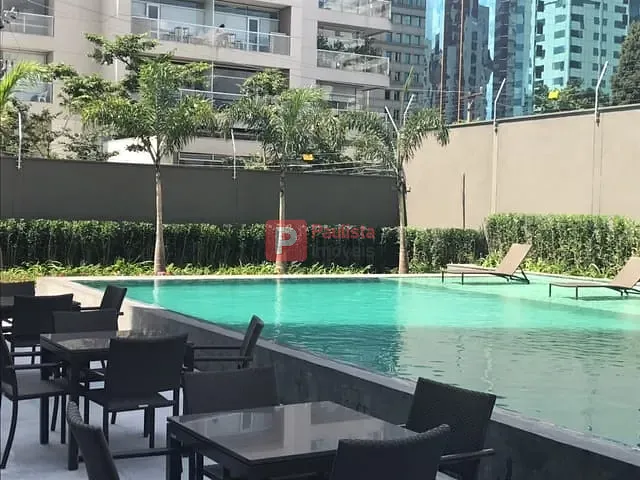 Apartamento 1 quarto e 2 banheiros, à venda ou para alugar, no bairro Brooklin em São Paulo
