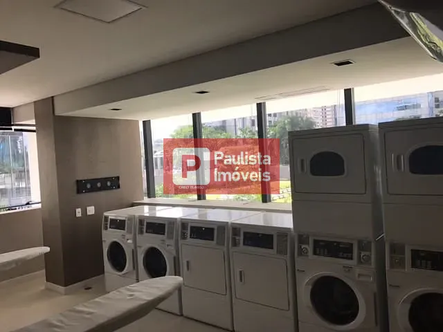Apartamento 1 quarto e 2 banheiros, à venda ou para alugar, no bairro Brooklin em São Paulo