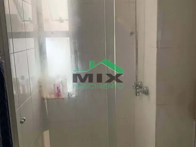 Apartamento 3 quartos e 1 banheiro, para alugar, no bairro Vila Eldízia em Santo André