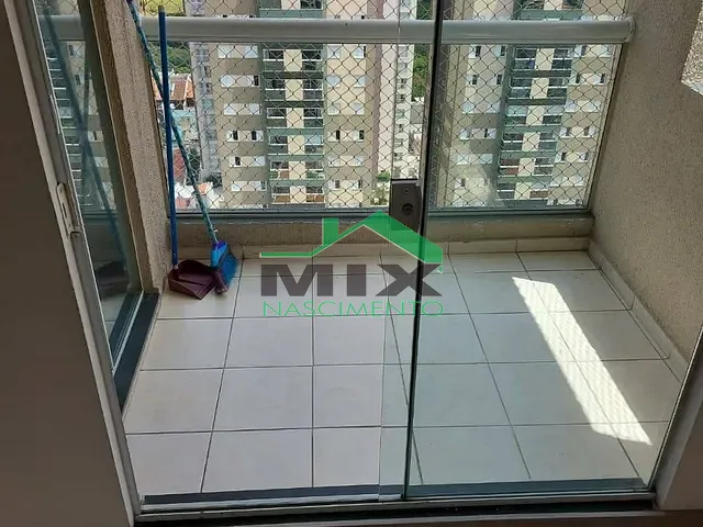 Apartamento 3 quartos e 1 banheiro, para alugar, no bairro Vila Eldízia em Santo André