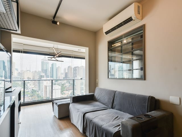 Foto do Apartamento - Alto Padrão na Vila Mariana | 48m² com Sofisticação + Studio com Vista Incrível e Lazer de Resort! | Paulista Imóveis
