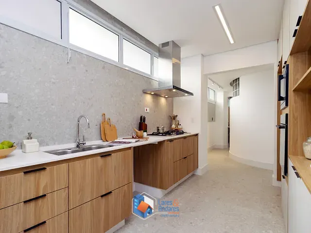 Apartamento com 210m² 3 quartos e 3 banheiros, à venda, no bairro Higienópolis em São Paulo