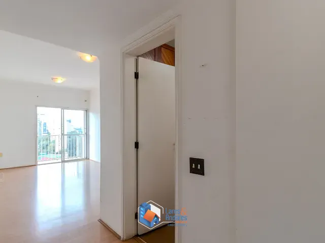 Apartamento com 70m² 2 quartos e 2 banheiros, à venda, no bairro Vila Olímpia em São Paulo