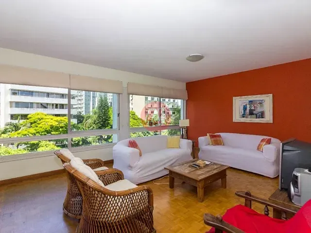 Apartamento com 167m² 3 quartos e 3 banheiros, à venda, no bairro Independência em Porto Alegre