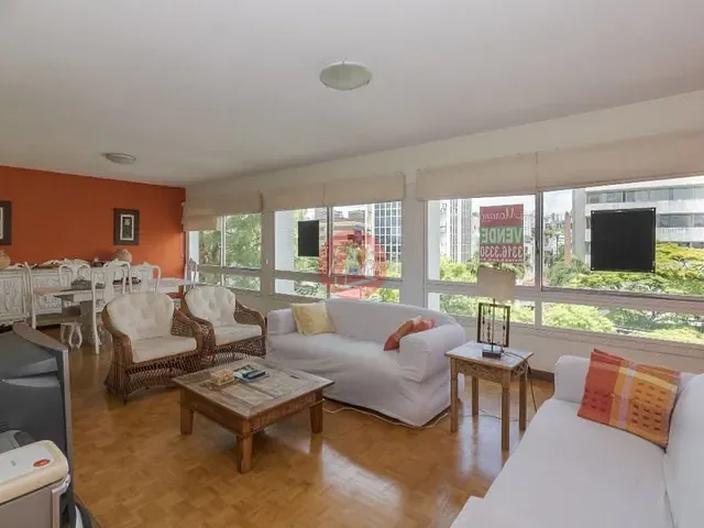 Apartamento com 167m² 3 quartos e 3 banheiros, à venda, no bairro Independência em Porto Alegre