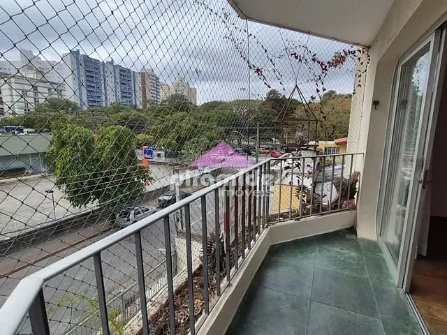 Apartamento com 138m² 3 quartos e 2 banheiros, à venda, no bairro Vila Adyana em São José dos Campos