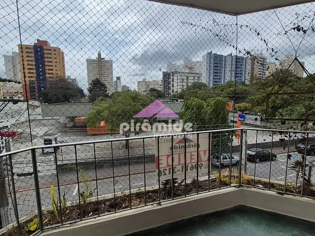 Apartamento com 138m² 3 quartos e 2 banheiros, à venda, no bairro Vila Adyana em São José dos Campos