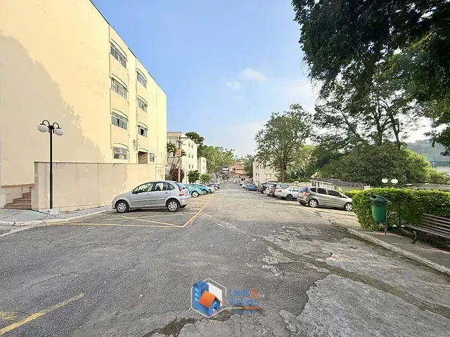 Apartamento com 90m² 3 quartos e 2 banheiros, à venda, no bairro Parque Maria Helena em São Paulo