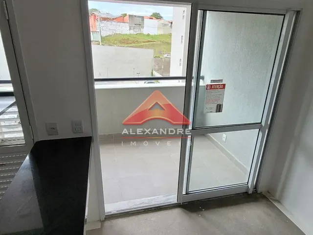 Apartamento 3 quartos e 1 banheiro, à venda, no bairro Vila Industrial em São José dos Campos