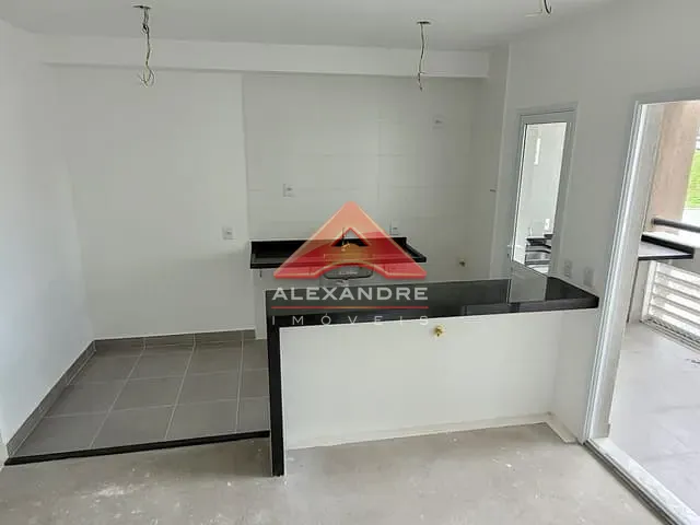 Apartamento 3 quartos e 1 banheiro, à venda, no bairro Vila Industrial em São José dos Campos