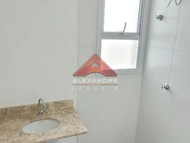 Apartamento 3 quartos e 1 banheiro, à venda, no bairro Vila Industrial em São José dos Campos