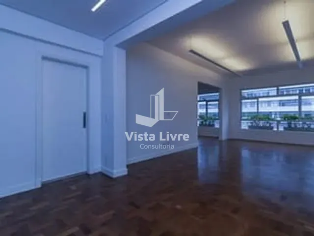 Apartamento com 239m² 3 quartos e 1 banheiro, à venda, no bairro Higienópolis em São Paulo