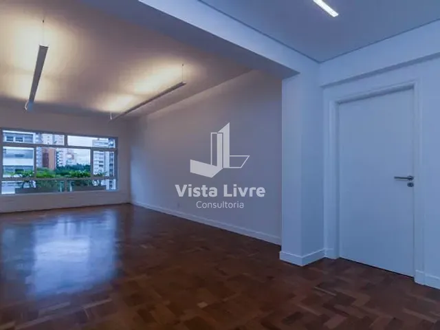 Apartamento com 239m² 3 quartos e 1 banheiro, à venda, no bairro Higienópolis em São Paulo