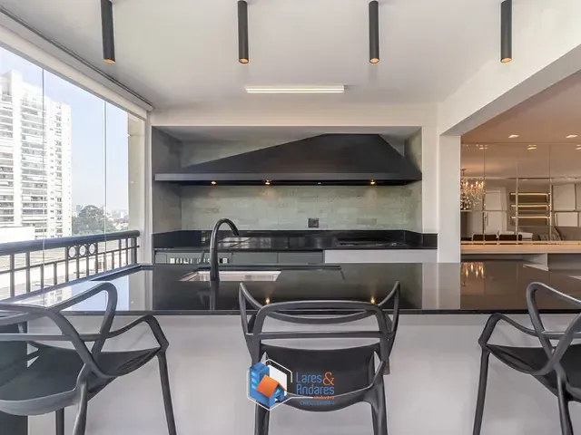 Apartamento com 310m² 4 quartos e 5 banheiros, à venda, no bairro Alto da Boa Vista em São Paulo