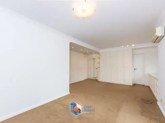 Apartamento com 213m² 3 quartos e 5 banheiros, à venda, no bairro Vila Andrade em São Paulo
