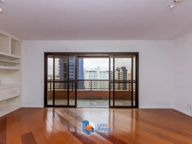 Apartamento com 213m² 3 quartos e 5 banheiros, à venda, no bairro Vila Andrade em São Paulo