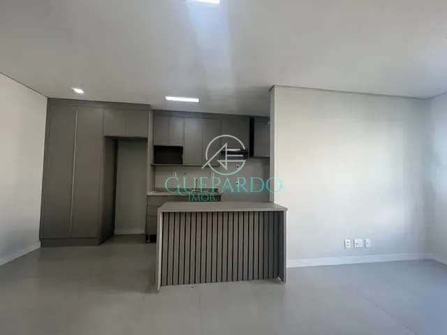 Apartamento com 90m² 2 quartos e 2 banheiros, à venda, no bairro Gleba Fazenda Palhano em Londrina