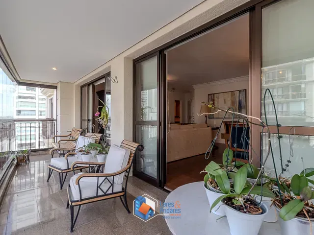 Apartamento com 178m² 4 quartos e 6 banheiros, à venda, no bairro Campo Belo em São Paulo
