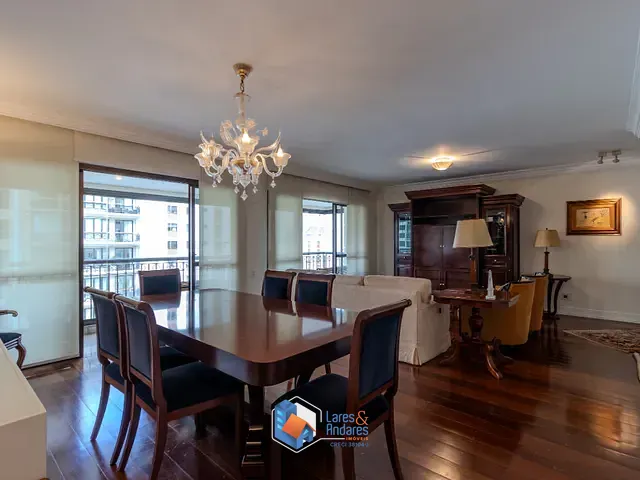 Apartamento com 178m² 4 quartos e 6 banheiros, à venda, no bairro Campo Belo em São Paulo