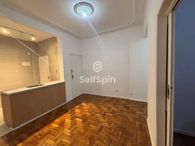 Apartamento 2 quartos e 2 banheiros, para alugar, no bairro Icaraí em Niterói