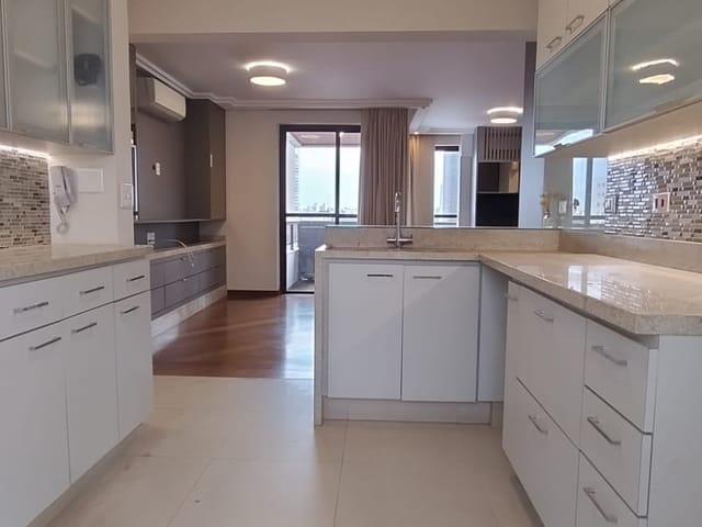 Foto do Apartamento - Apartamento para locação 116m² - Vista para o Ibirapuera com 3 Vagas na Vila Mariana + Mobiliado e Nunca Habitado | Paulista Imóveis