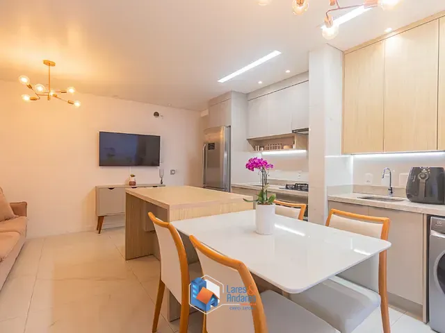Apartamento com 100m² 2 quartos e 1 banheiro, à venda, no bairro Vila Uberabinha em São Paulo