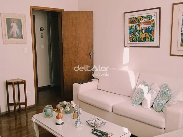 Apartamento com 274m² 4 quartos e 2 banheiros, à venda, no bairro Vila Cloris em Belo Horizonte