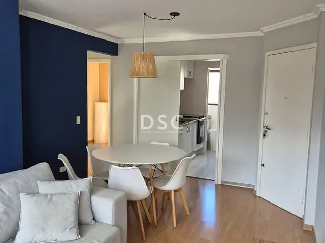 Apartamento 2 quartos e 1 banheiro, à venda, no bairro Cabral em Curitiba