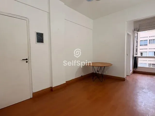 Apartamento 2 quartos e 1 banheiro, para alugar, no bairro Ipanema em Rio de Janeiro