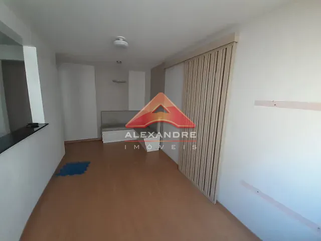 Apartamento 2 quartos e 1 banheiro, à venda, no bairro Jardim Ismênia em São José dos Campos