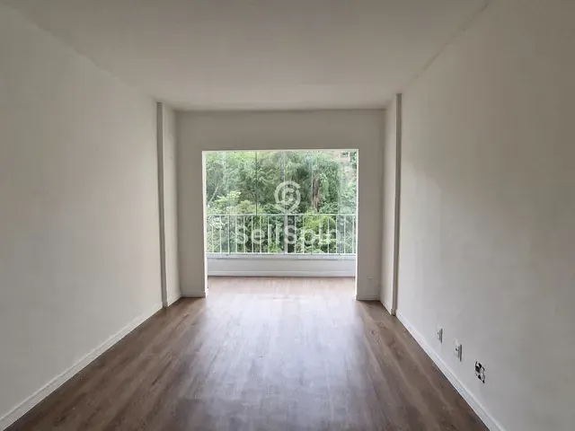 Apartamento com 84m² 2 quartos e 2 banheiros, para alugar, no bairro Icaraí em Niterói