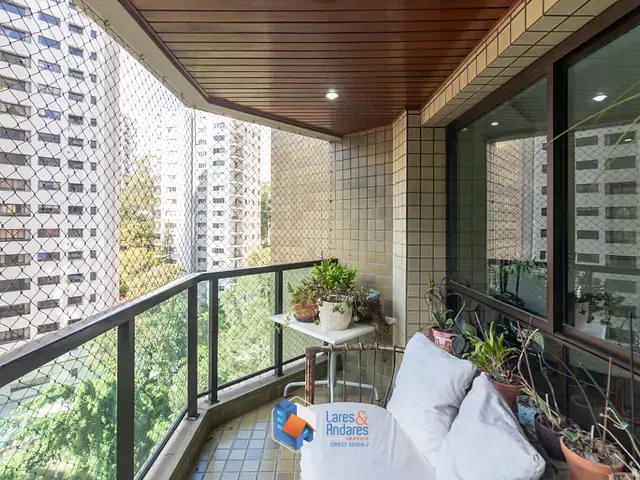 Apartamento com 1330m² 3 quartos e 5 banheiros, à venda, no bairro Vila Andrade em São Paulo