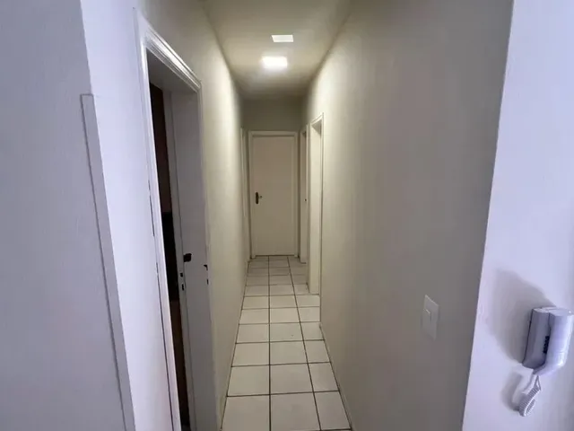 Apartamento 3 quartos e 1 banheiro, à venda, no bairro Campo Comprido em Curitiba