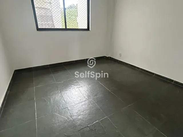 Apartamento 2 quartos e 2 banheiros, para alugar, no bairro Santa Rosa em Niterói