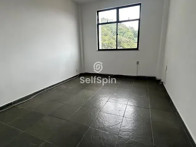 Apartamento 2 quartos e 2 banheiros, para alugar, no bairro Santa Rosa em Niterói