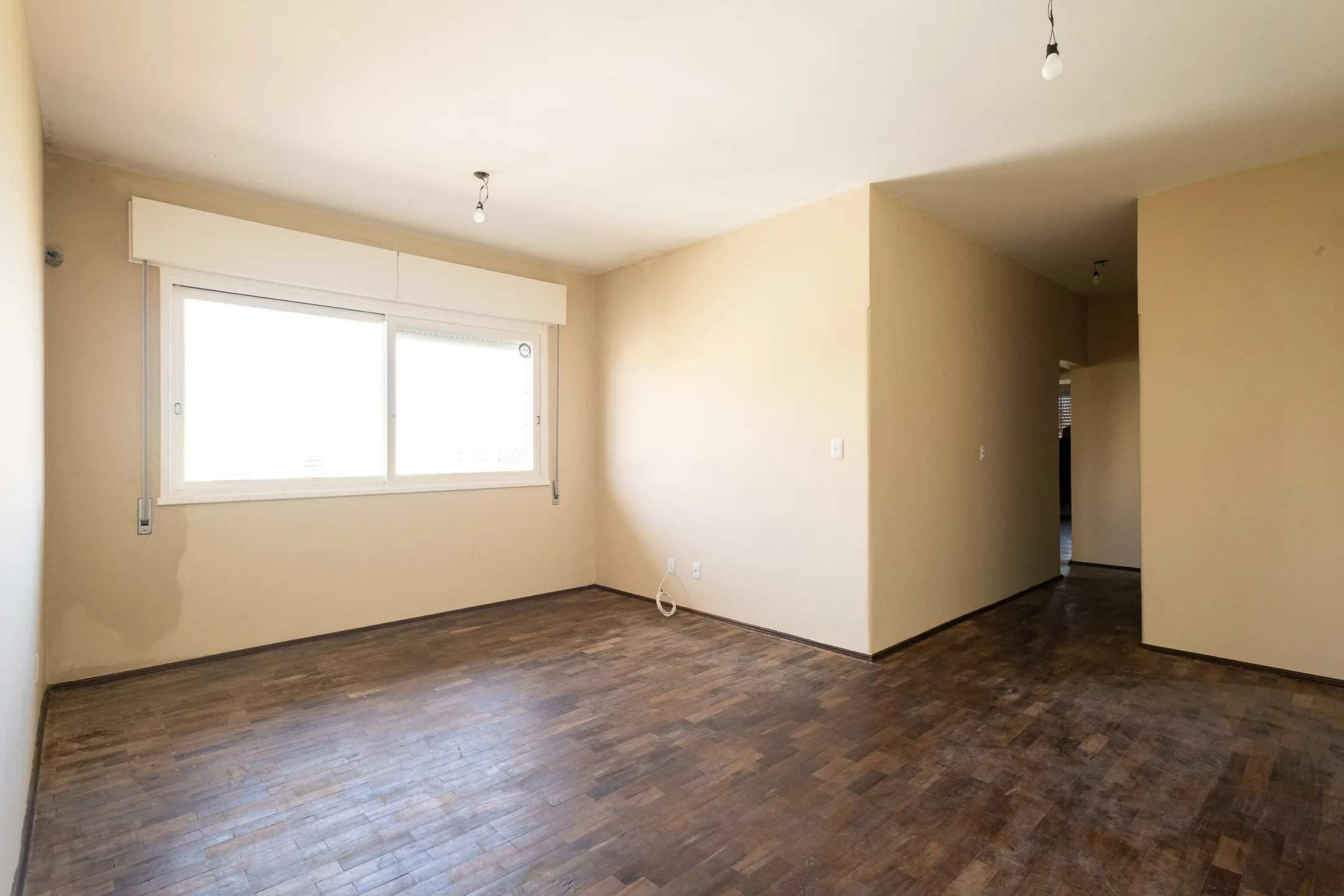 Apartamento com 3 dormitórios , a poucos passos do clube Brilhante. Amplo, funcional e bem localizado.